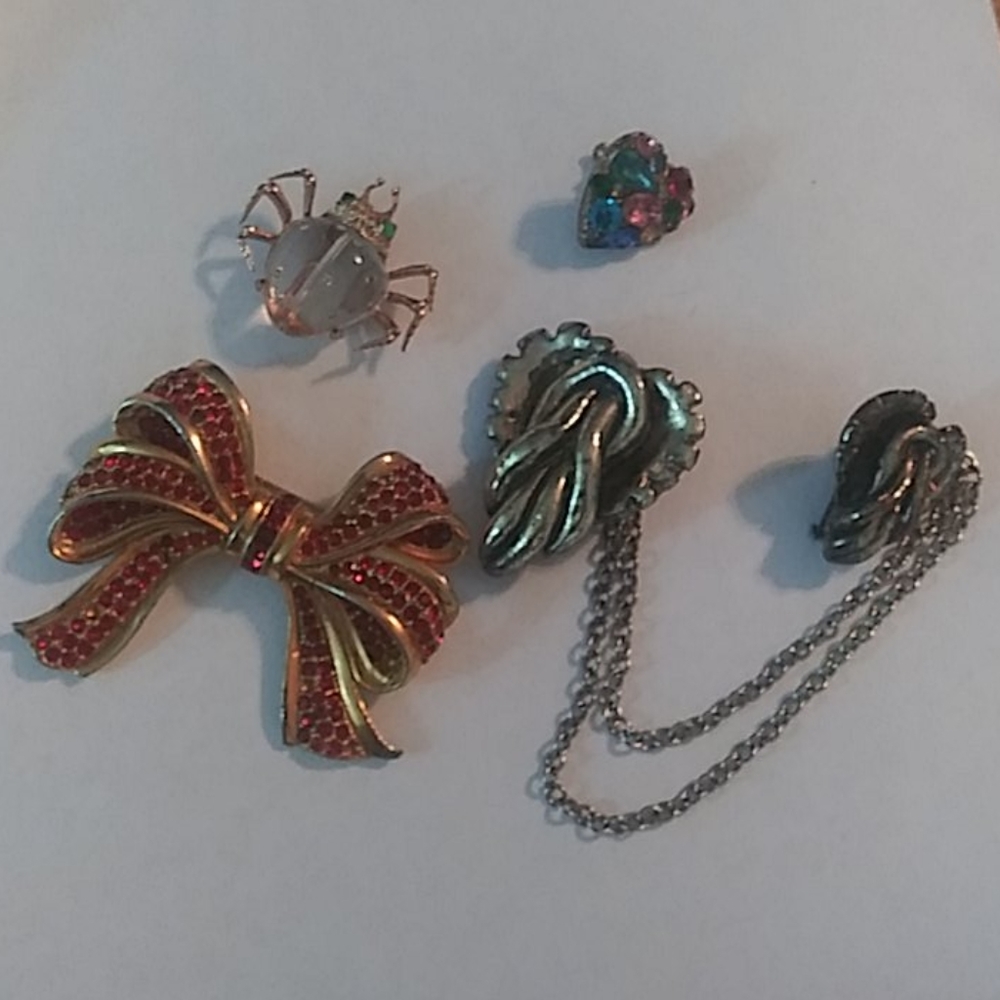 Brooch Bundle